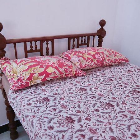 Villa Souhayl Homestay Пондичерри Экстерьер фото